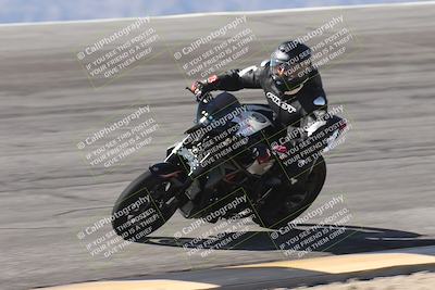 media/Oct-13-2025-Moto Forza (Mon) [[a66d839500]]/4-C Group/Session 2 (Bowl)/